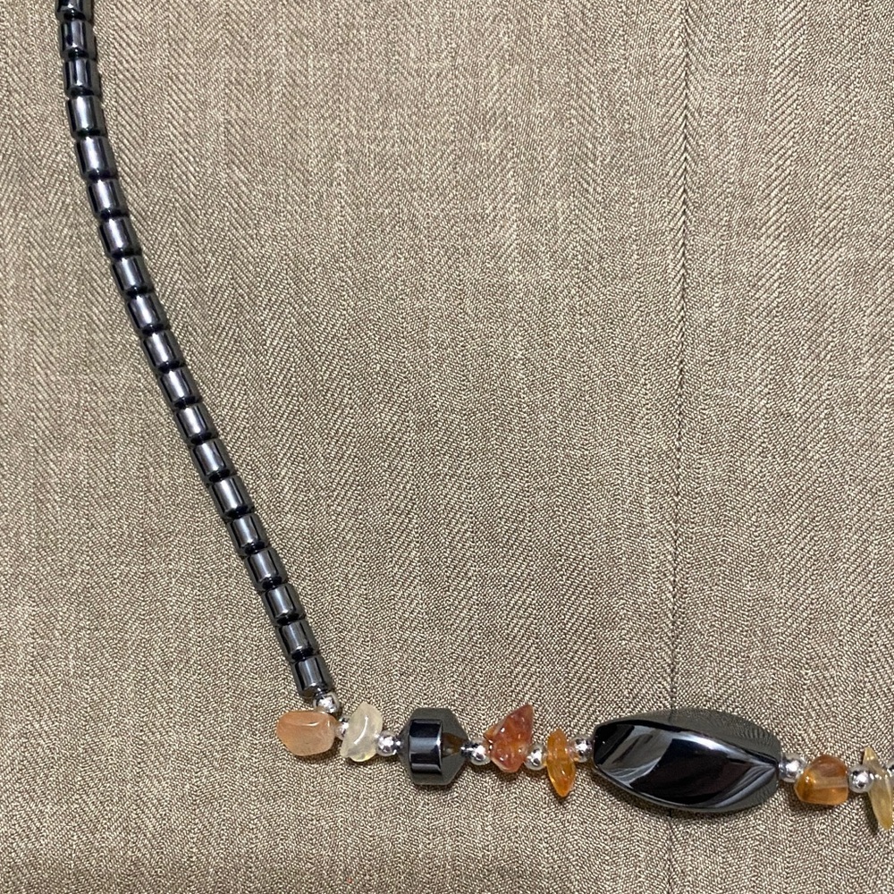Vintage hematite necklace! - Picture 7 of 7